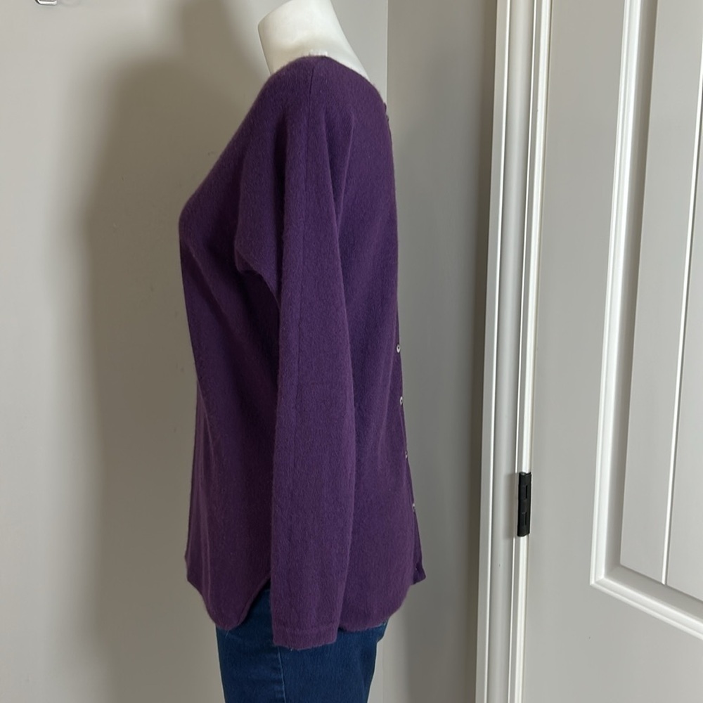 BODEN Cashmere Sweater Button Back Crewneck Long Sleeve Jumper Purple Sz 4 - Picture 4 of 9